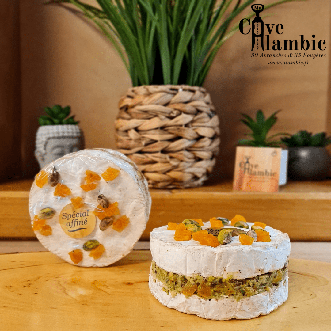 Création Originale Camembert farci à la pistache BIO aux abricots